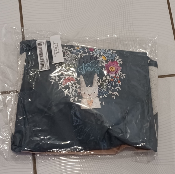 4/$40 New Blue Bunny Print Apron - Size O/S - Picture 12 of 12